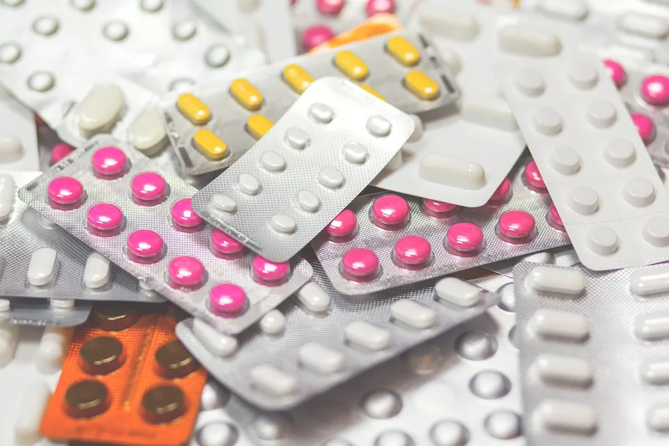 Собираем аптечку: что купить вместо отечественных лекарств в США
