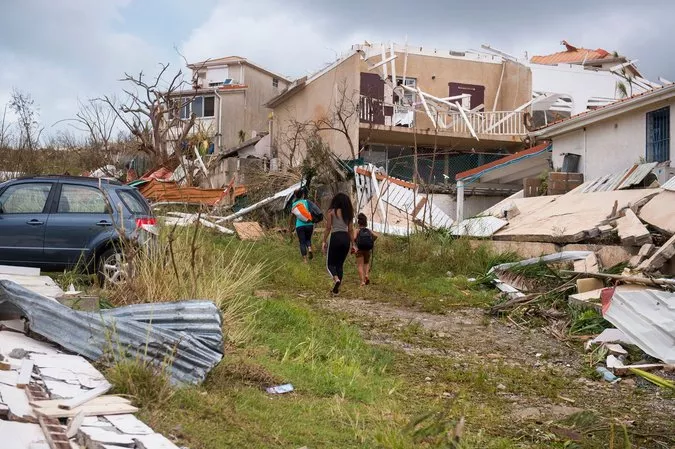 Фоторепортаж: что осталось от Карибских островов после урагана Ирма