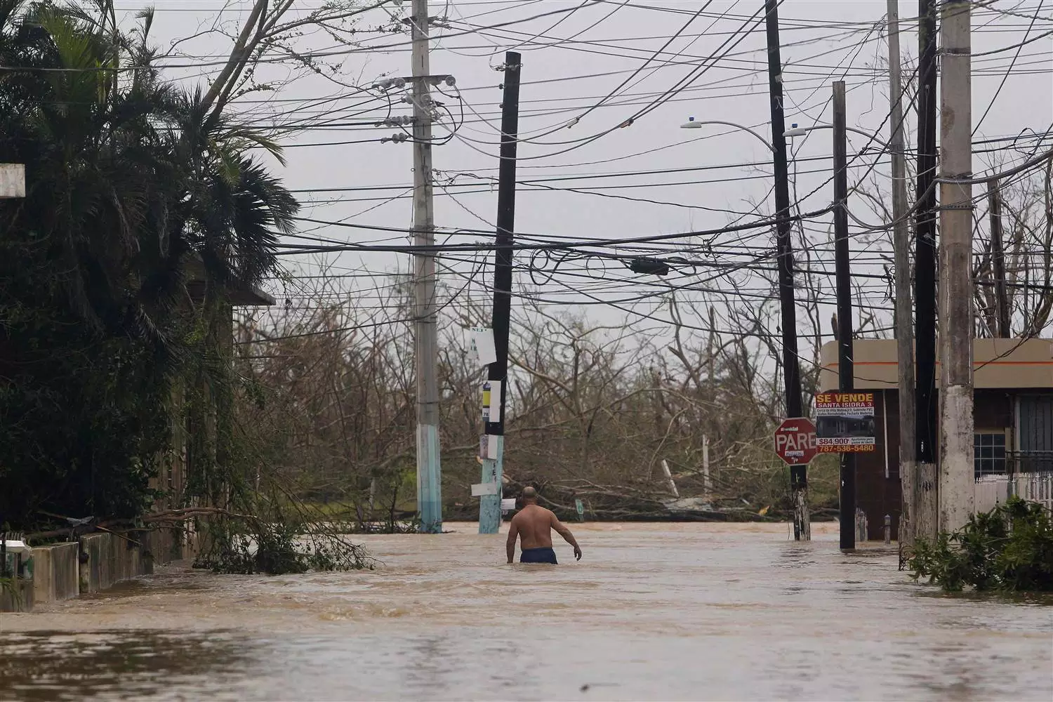 Ураган Мария: Белый дом объявил Пуэрто-Рико зоной бедствия