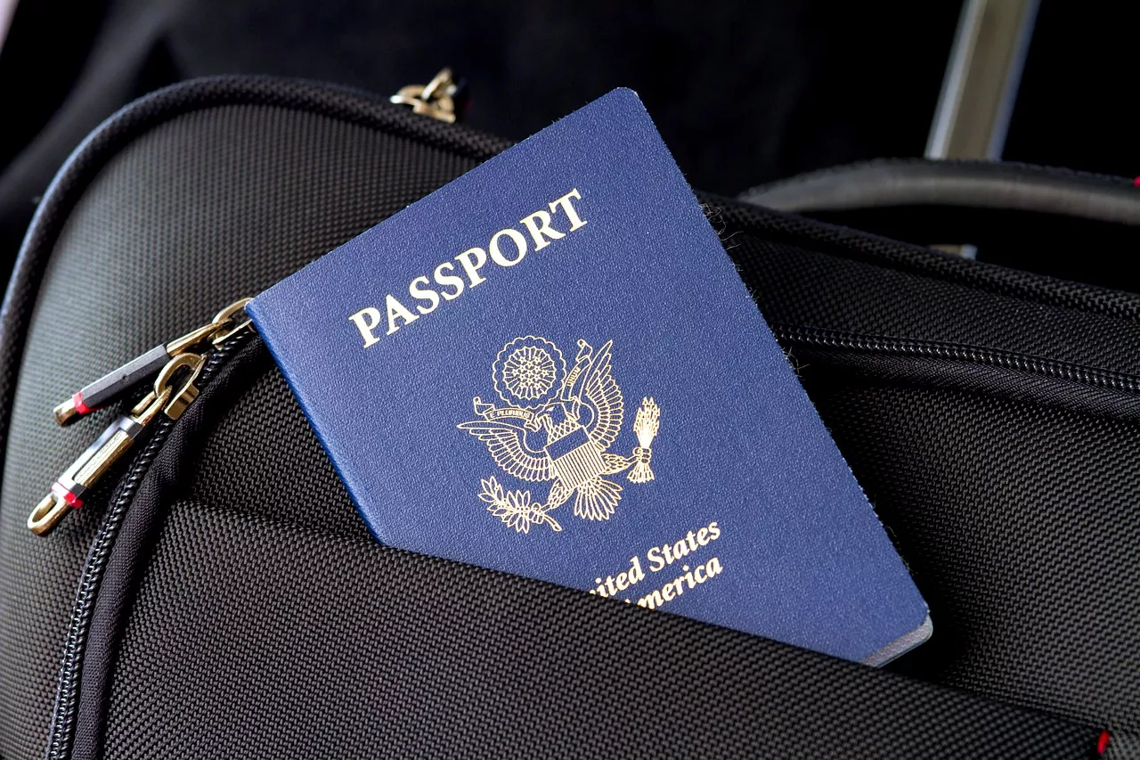 В американских паспортах больше не обязательно указывать пол