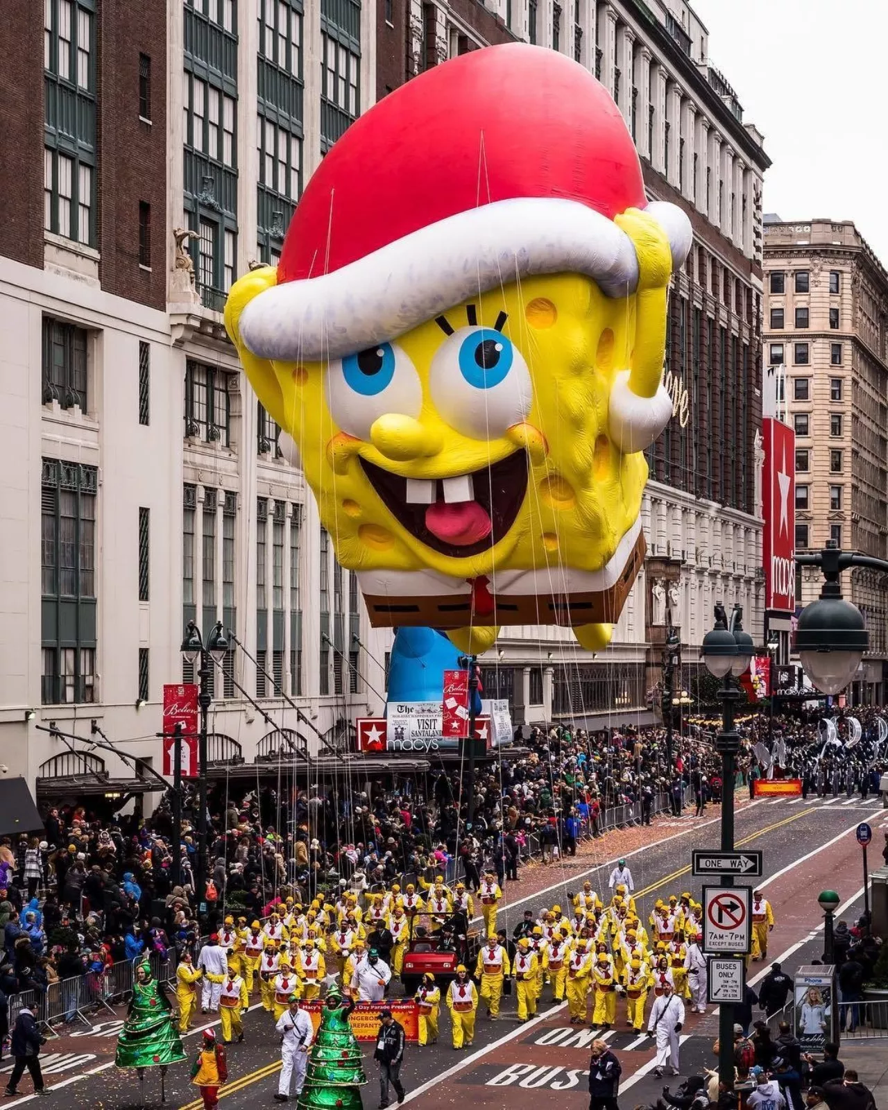 14 атмосферных фото парада на День Благодарения в Нью-Йорке
