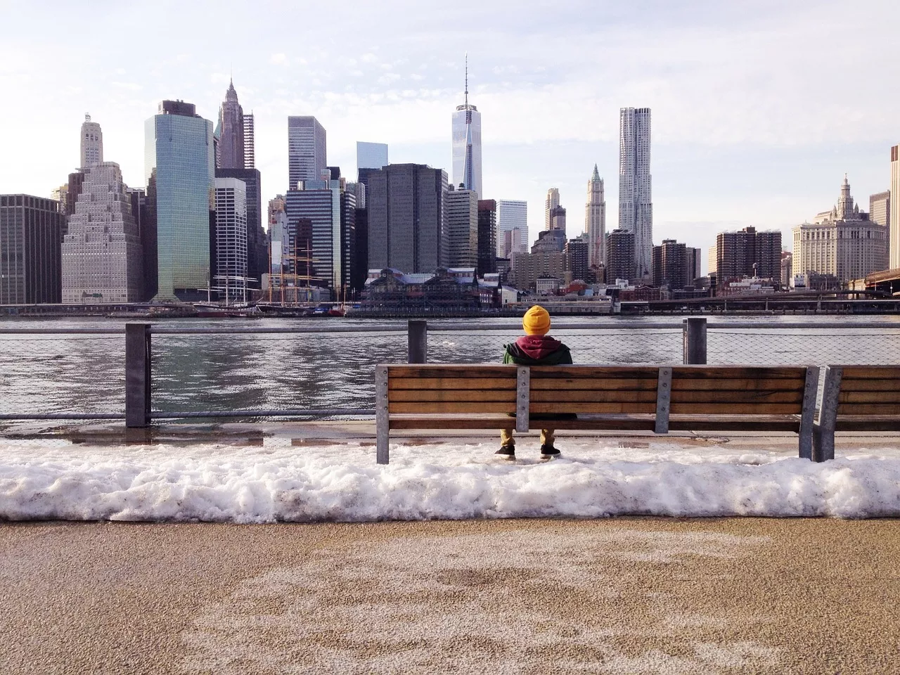 Мэр Нью-Йорка призвал горожан оставаться дома из-за экстремальных холодов
