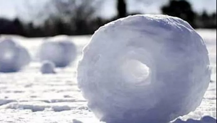 Зимнее чудо: снежные ролики в Огайо