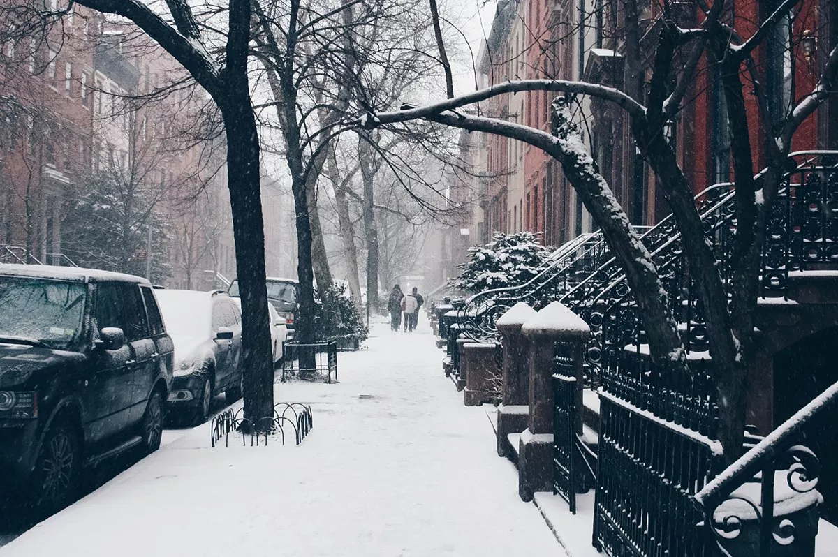 Ледяной шторм унес жизни двух людей в Нью-Йорке