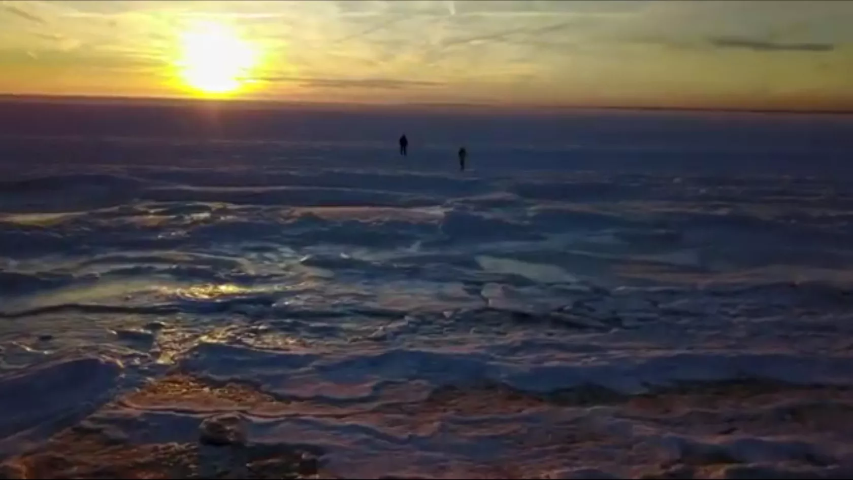 Американец показал замёрзший Атлантический океан (видео)