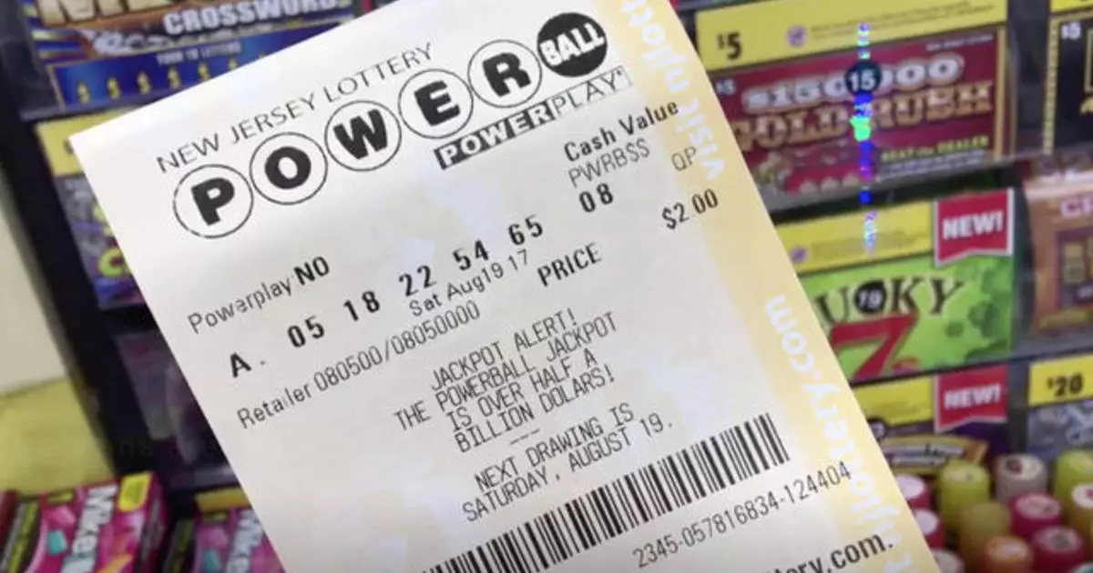 За выходные в США появилось два человека, выигрывавшие в лотерею более миллиарда долларов