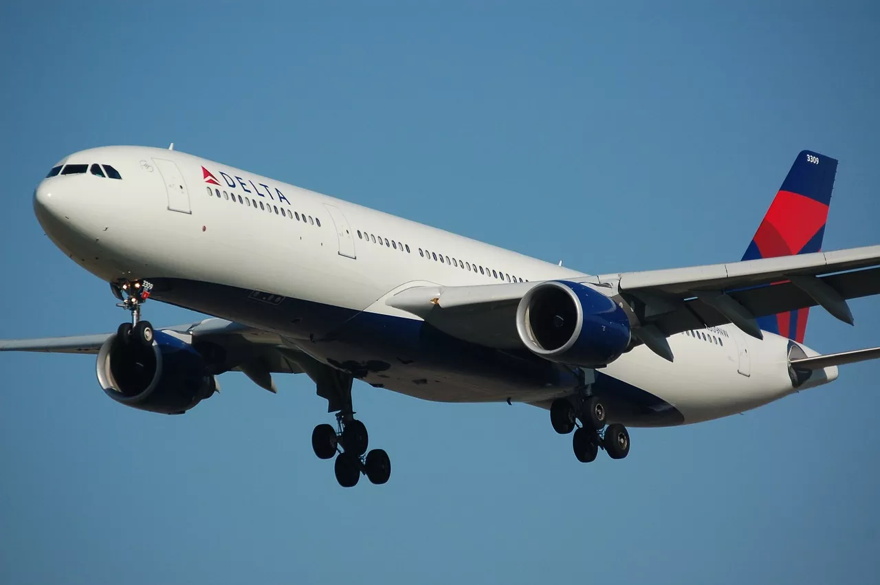 Delta отменяет все прямые рейсы из США в Россию