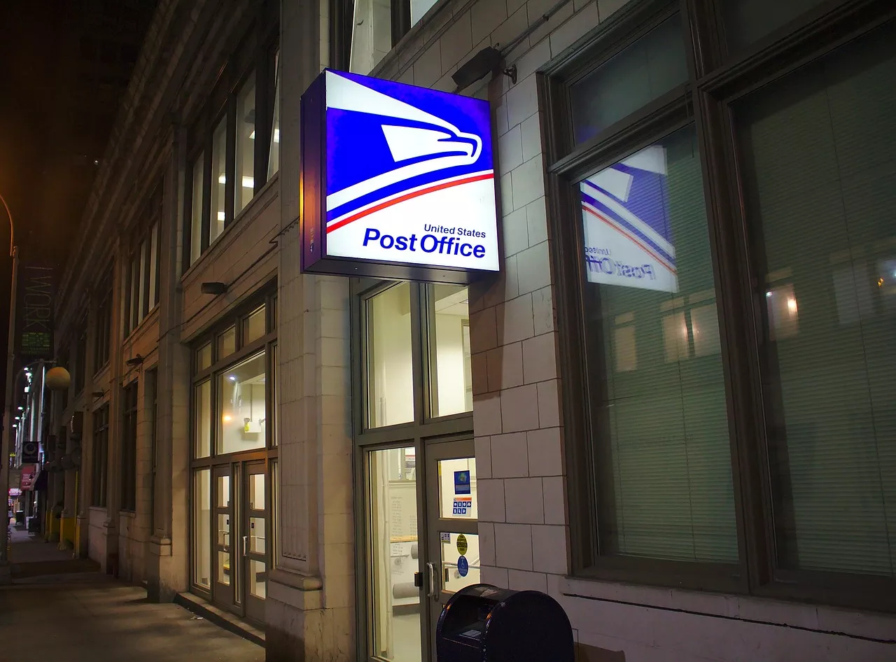 Работа Почтовой службы в США замедлится, а услуги подорожают