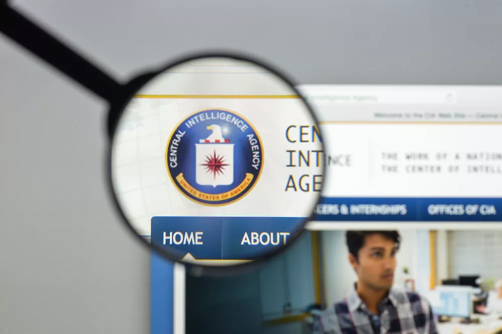 ЦРУ ищет русскоязычных сотрудников. Какие условия?