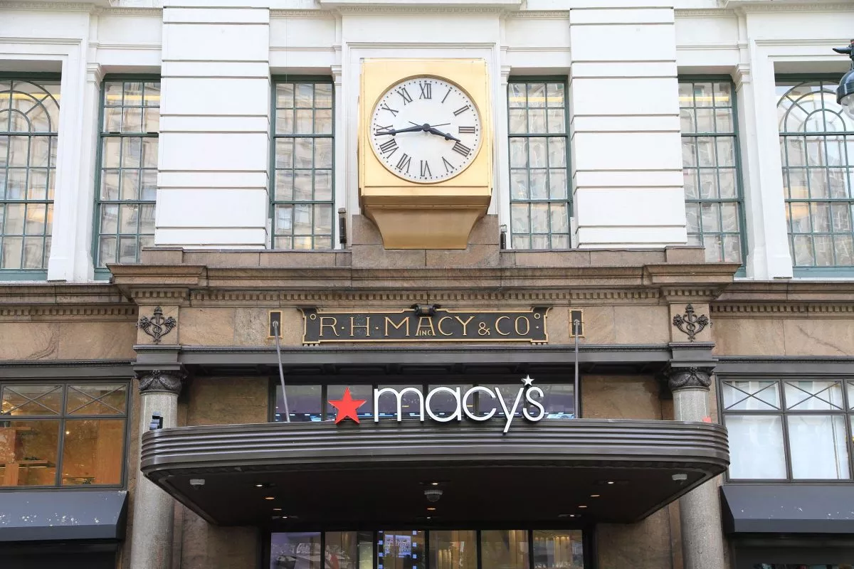 В США вновь закроются магазины Macy’s