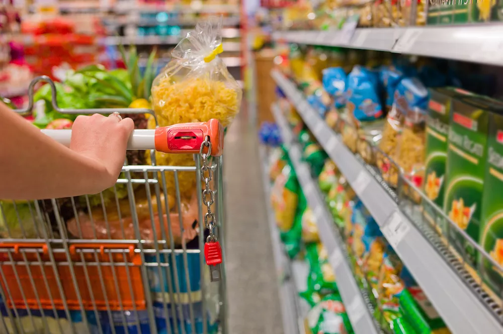 6 товаров, которые лучше не покупать в супермаркетах США