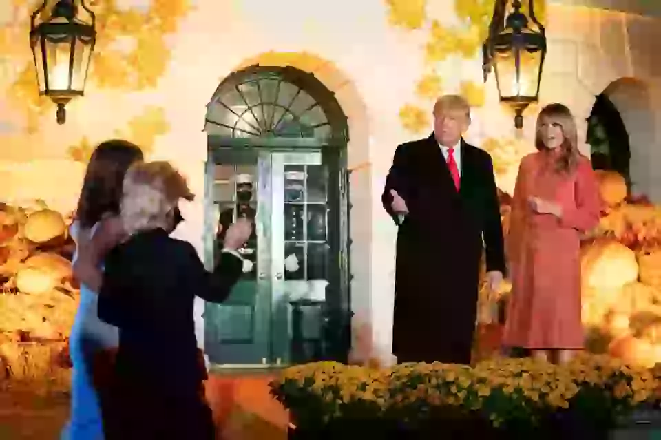 Белый дом с размахом украсили к Хэллоуину