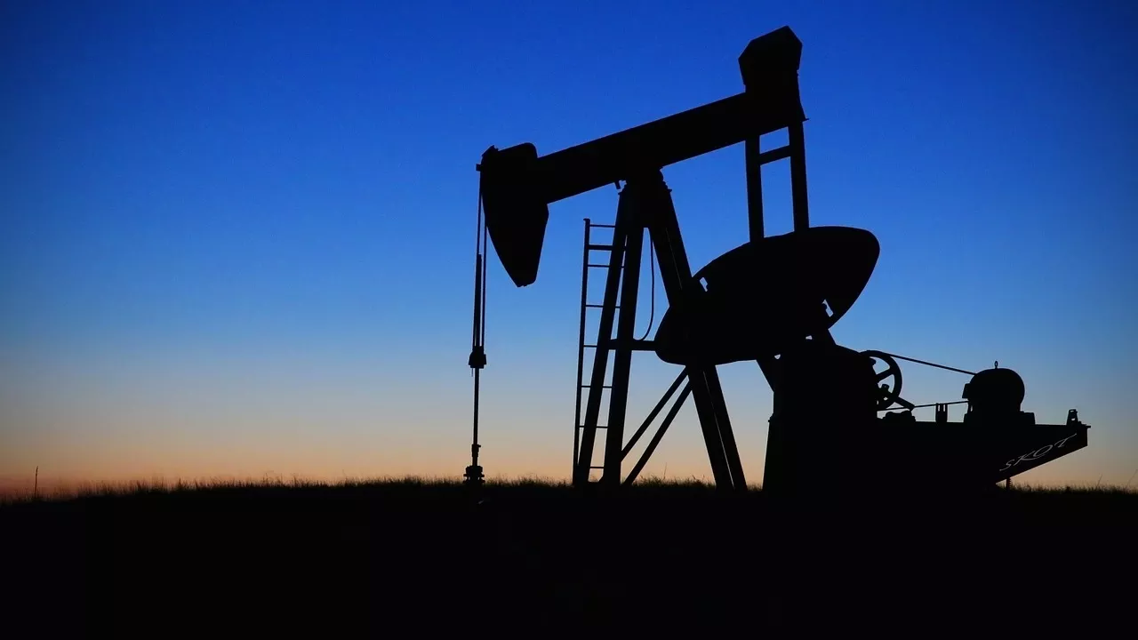 США могут ограничить мировые цены на нефть