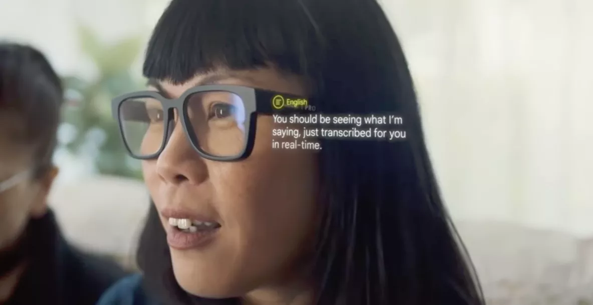 Смарт-очки от Google позволяют понимать любой иностранный язык