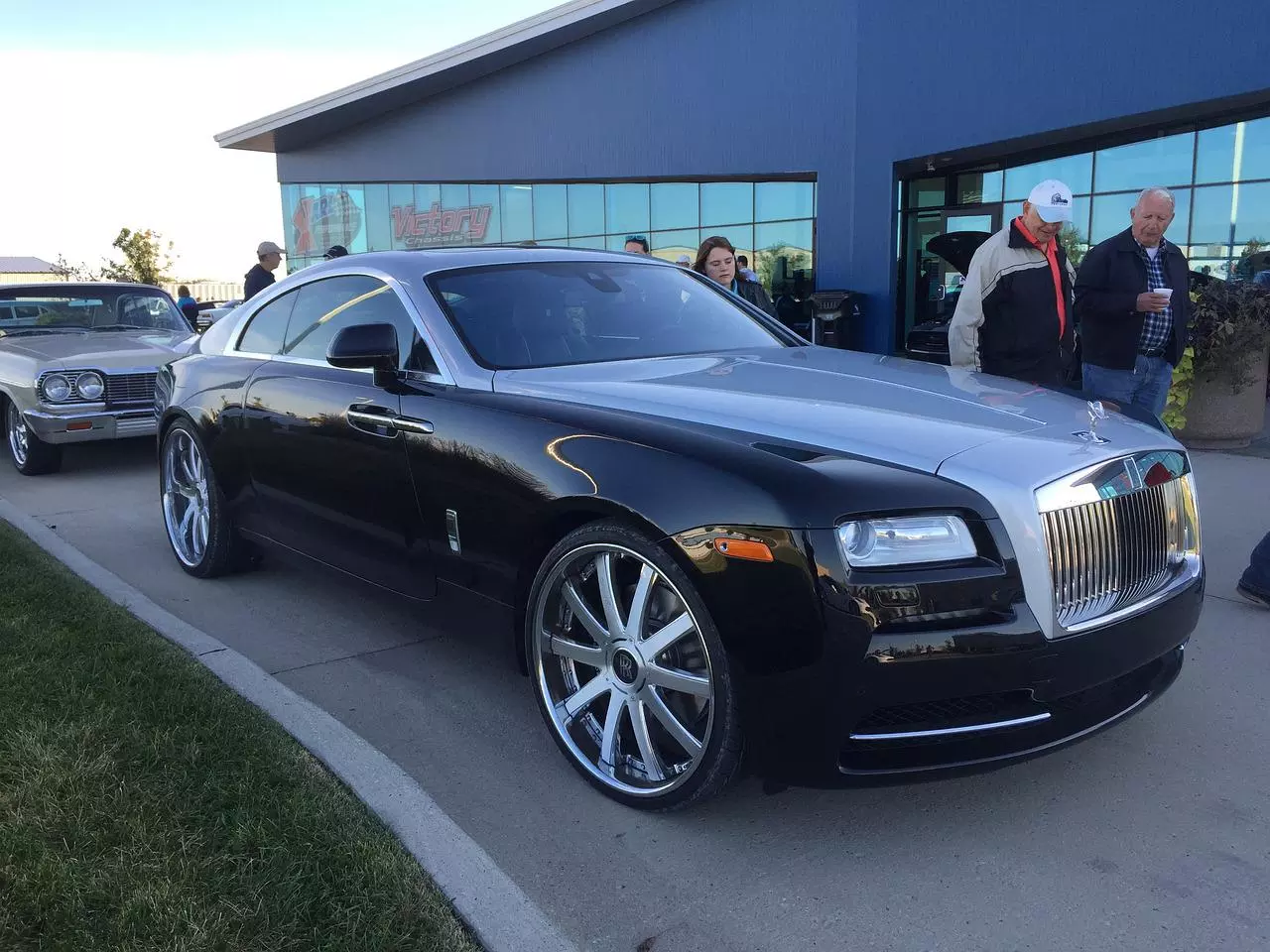 Житель Нью-Йорка выследил угонщиков и вернул себе свой Rolls Royce за $400 тысяч