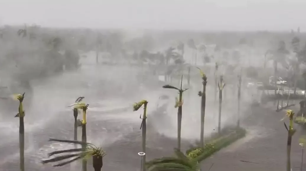 На Флориду обрушился ураган Йэн: Байден объявил стихийное бедствие