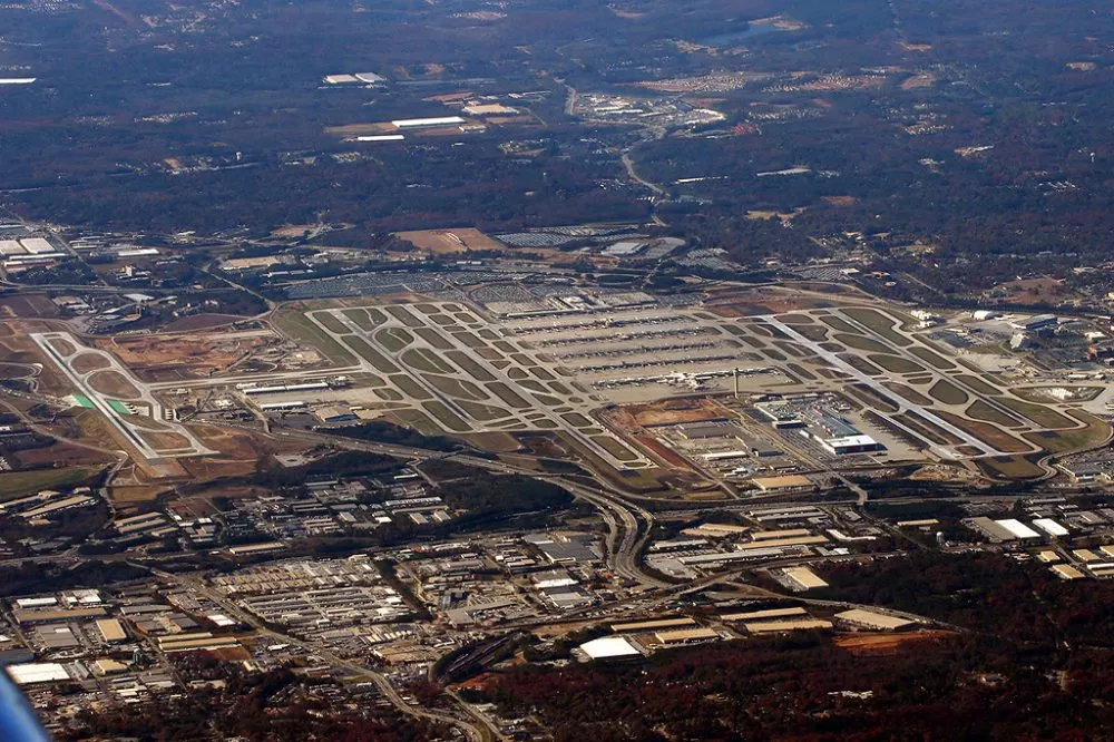 5 крупнейших аэропортов США