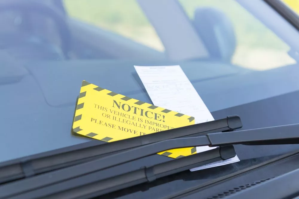 Новые вид обмана: в США водители получают фейковые штрафы