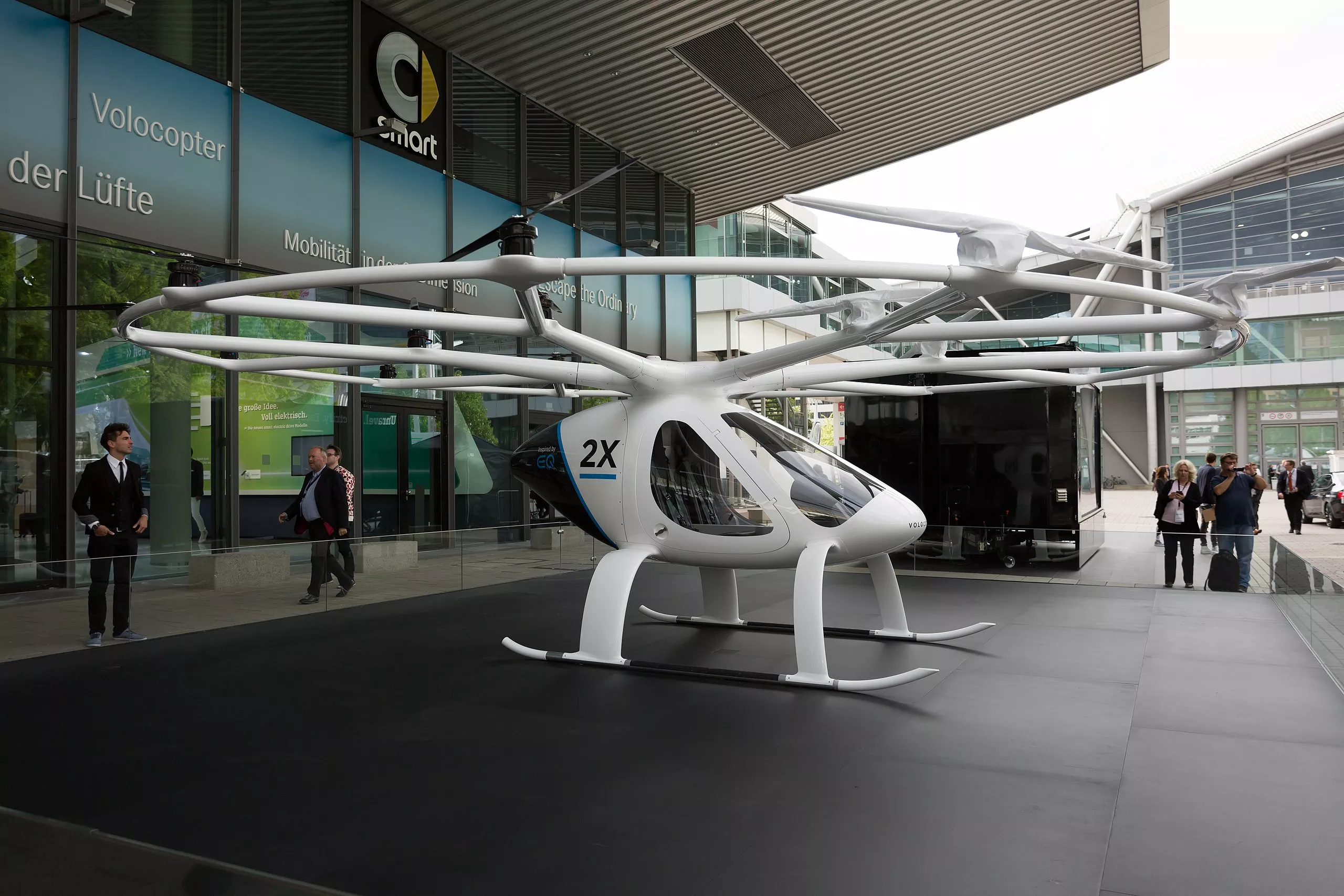 В Нью-Йорке прошла презентация бесшумного вертолета будущего