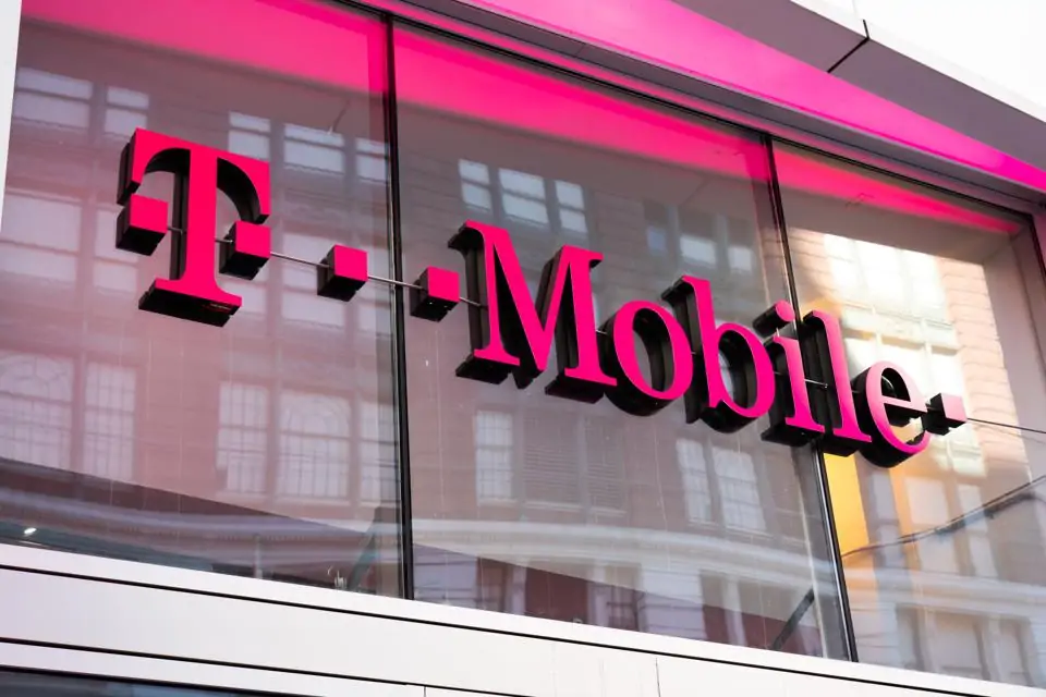 T-Mobile купил конкурента за $4,4 миллиарда